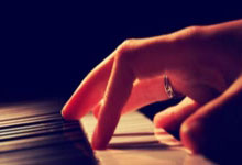 欧洲联赛卫冕冠军遭遇难缠对手